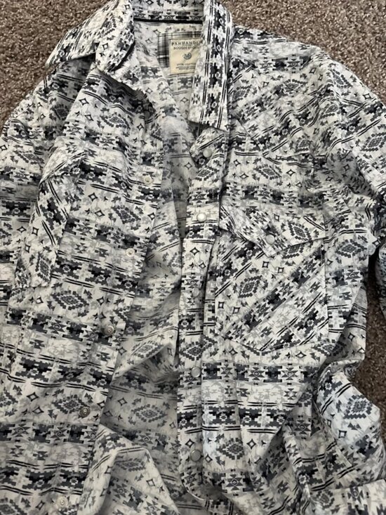 Other - Pearl snap button up